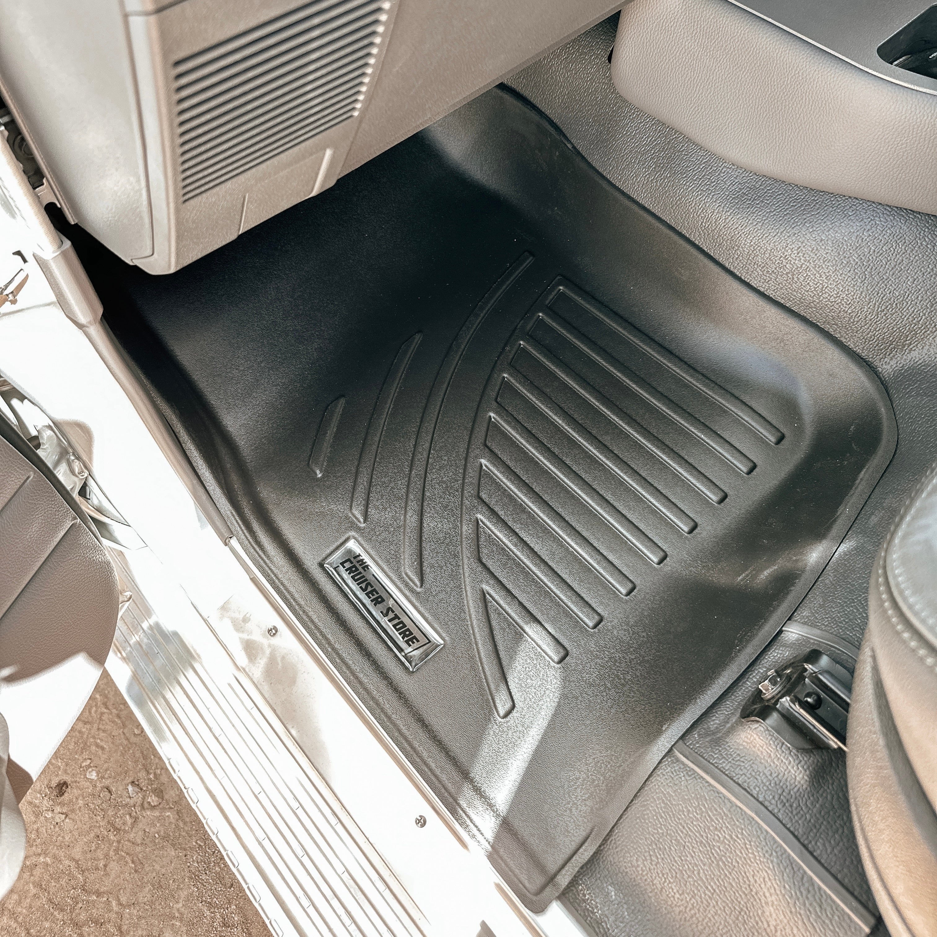 3D Moulded Floor Mats - Suitable for 70 Series Landcruiser - Image 6