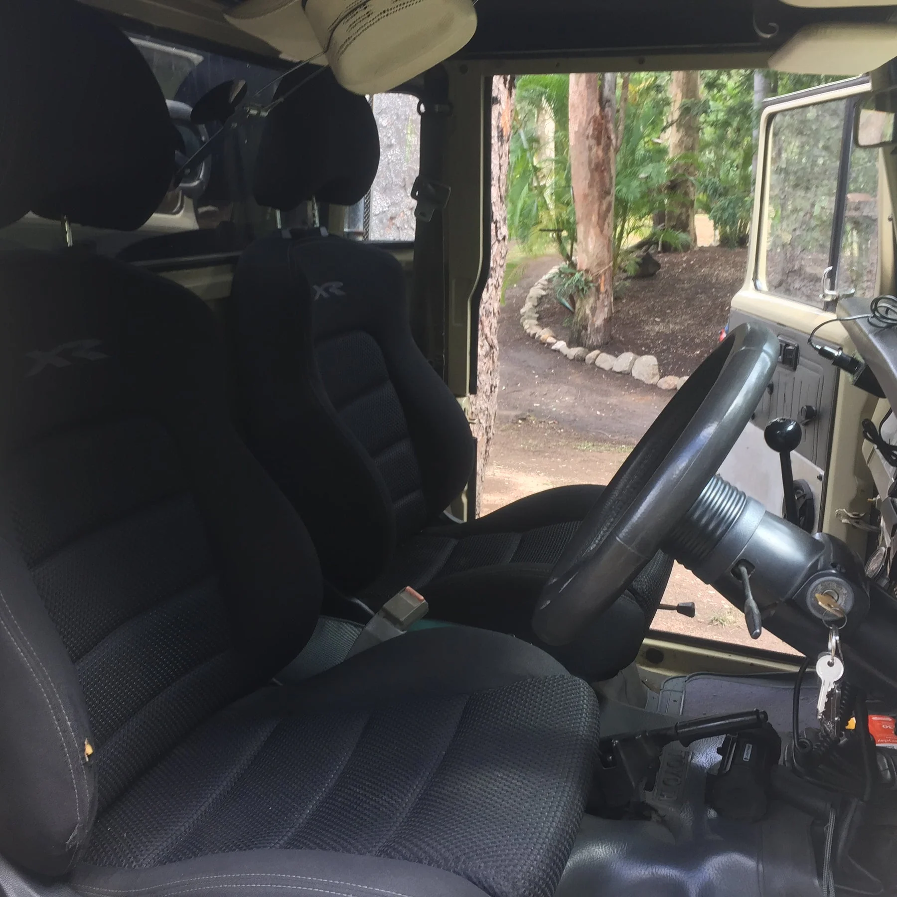 Seat Adapter Kit - Suitable for use with 40 Series LandCruiser - Image 3