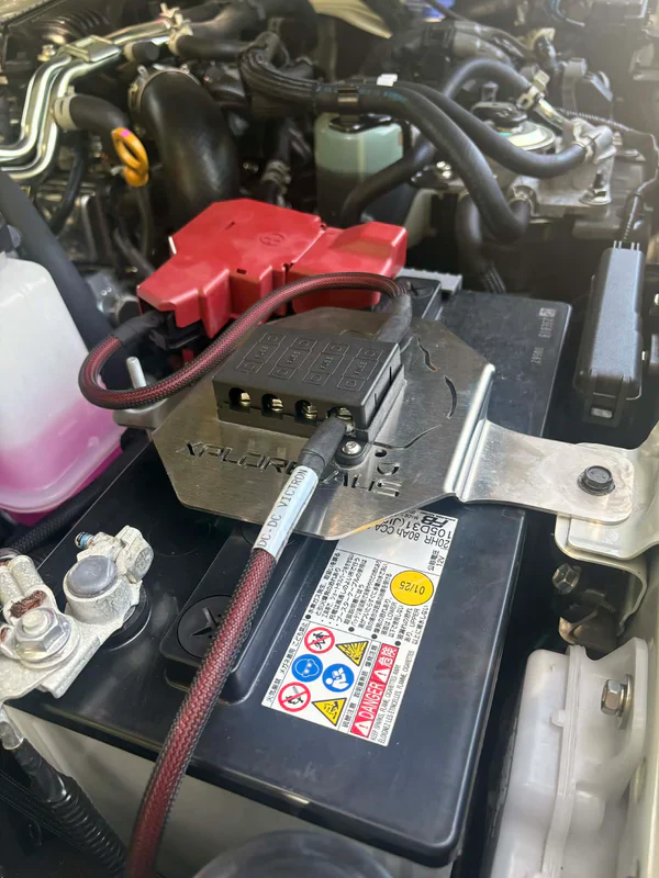 Battery Replacement Tie Down Clamp with 4 Midi Fuse Holder - Suitable for 70 Series LandCruiser 2024+ - Image 3