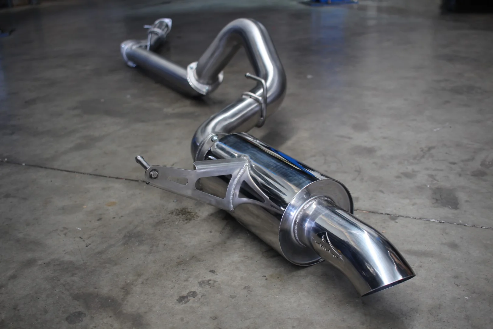 Beaudesert Exhaust - Suitable for TOYOTA LANDCRUISER 2022-Current 300 Series 3.3L V6 Diesel Exhaust With DPF - Image 8
