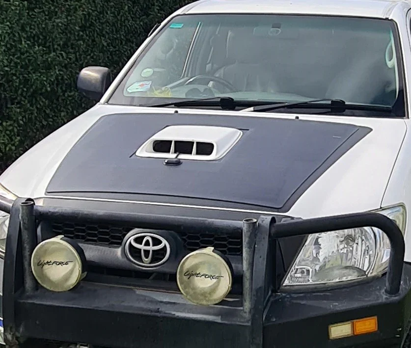 Bonnet Solar Panel - Suitable for Toyota Hilux 7th Generation (2005-2010) Diesel - 110-Watt - Image 2