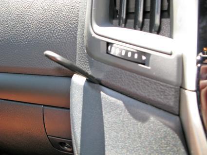 ClicOn Dash Mount - Suit 200 Series Landcruiser 16-21 - Angled Mount (655178) - Image 3