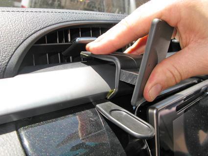 ClicOn Dash Mount - Suit N80 Hilux 16-ON - Angled Mount (655176) - Image 4