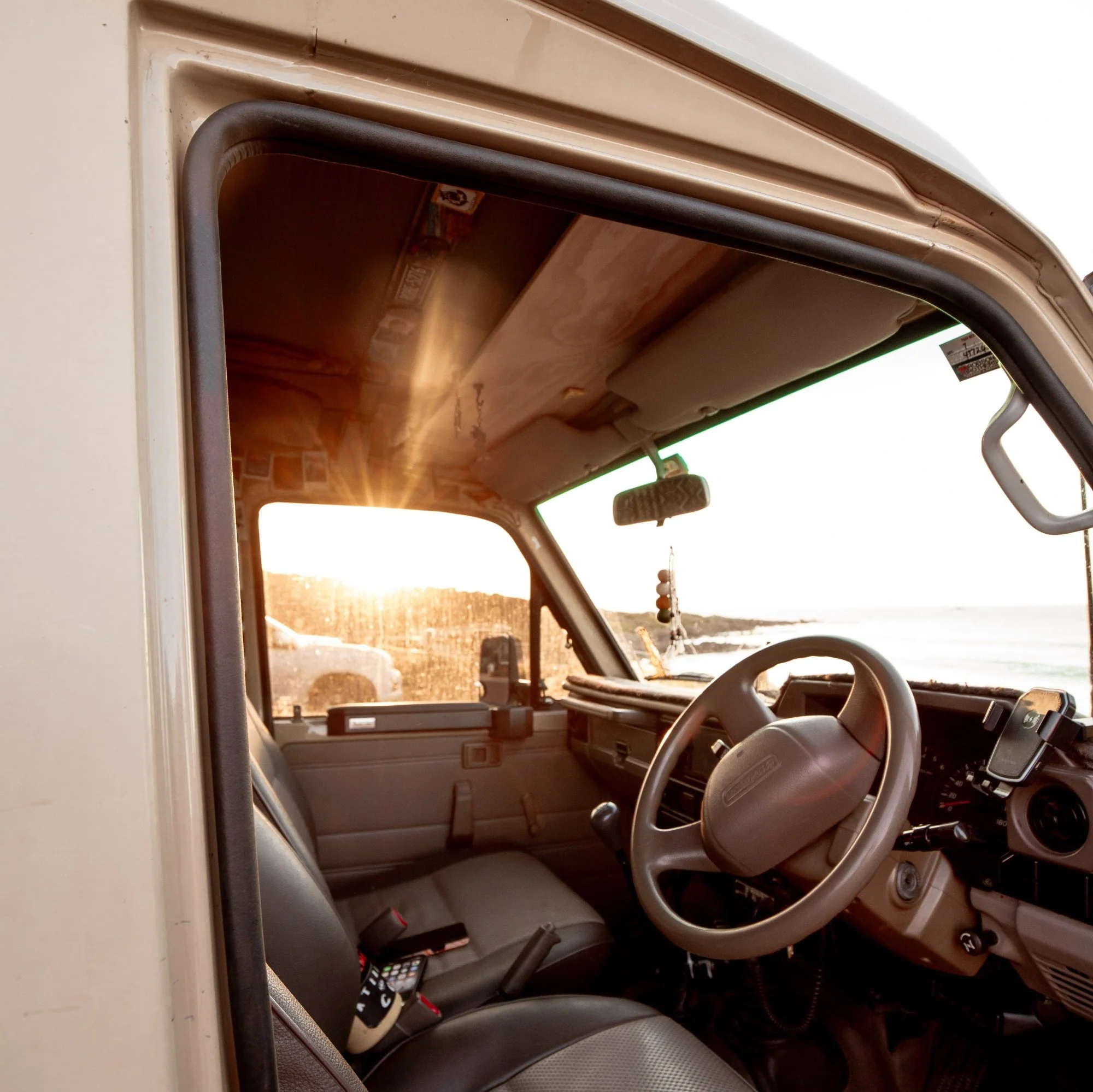 Door Seal Kit - Suitable for use with 70 series Land Cruiser - Image 3