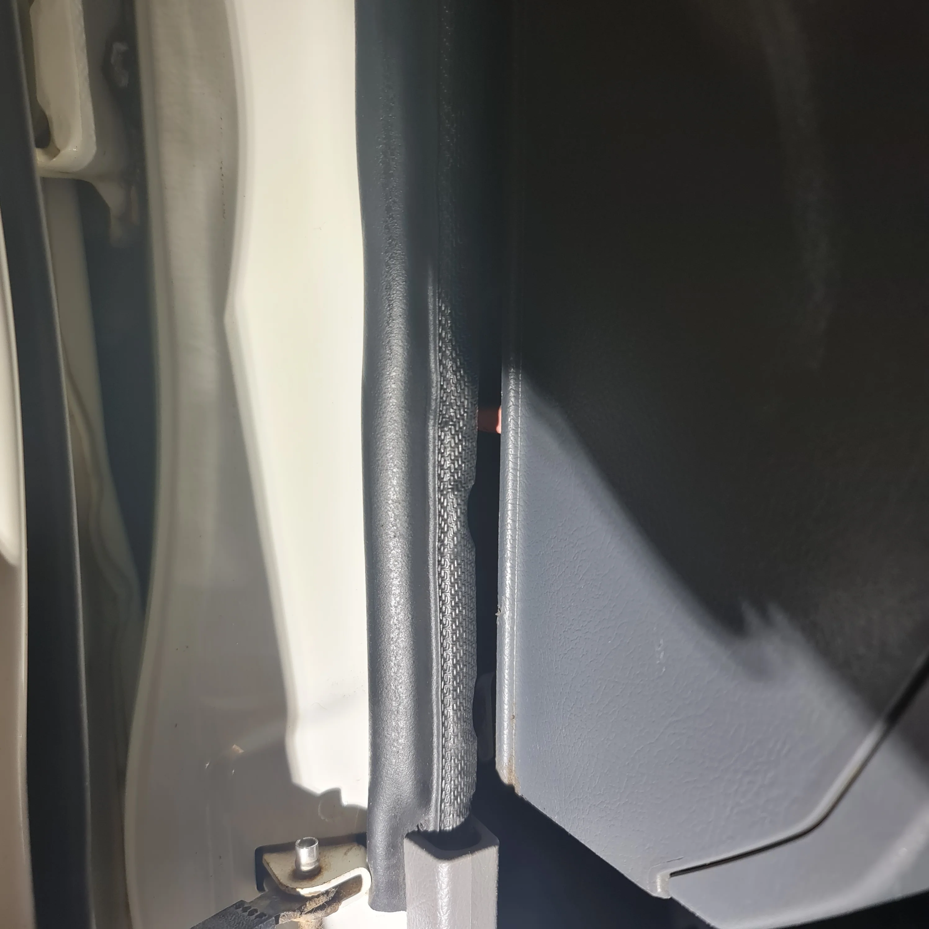 Door Seal Kit - Suitable for use with 70 series Land Cruiser - Image 6