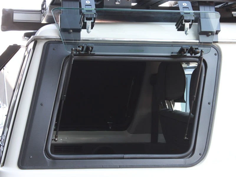 Toyota Land Cruiser 76 Gullwing Window / Right Hand Side Glass - Image 2