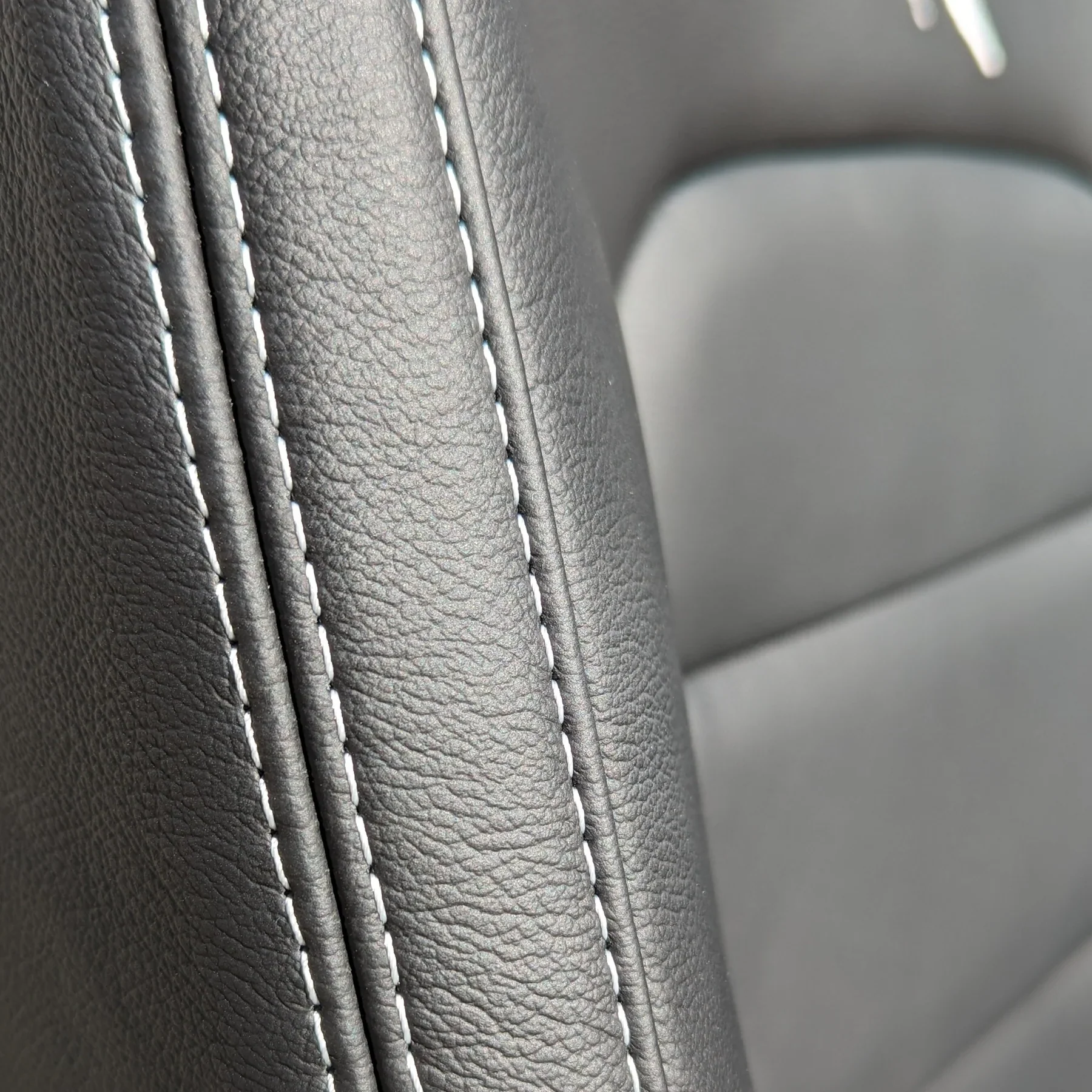 Huracan Fabrication Premium Touring Seats 70 Series (Incl 75,76,78 and 79) - Image 9