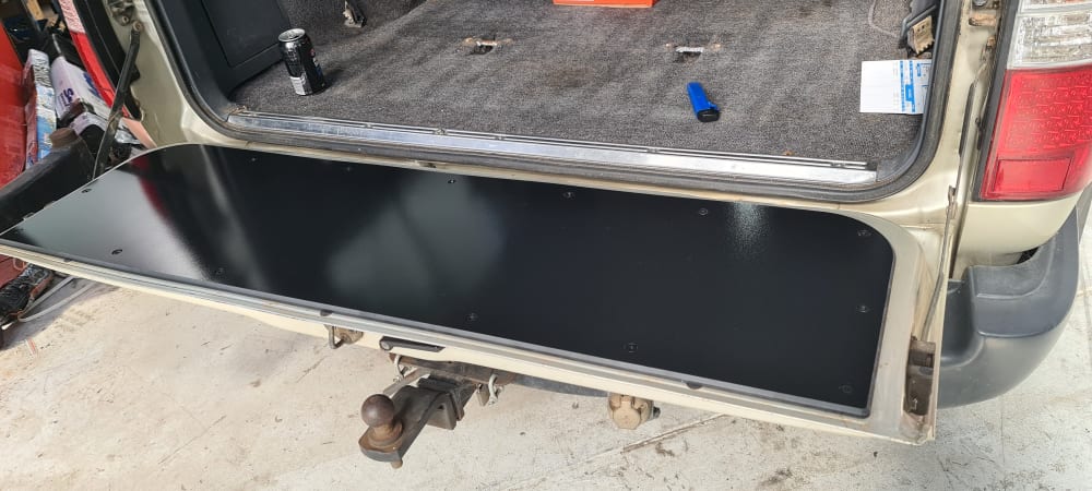 Tailgate Chopping Board - Suitable for use with 80 Series LandCruiser - Image 5