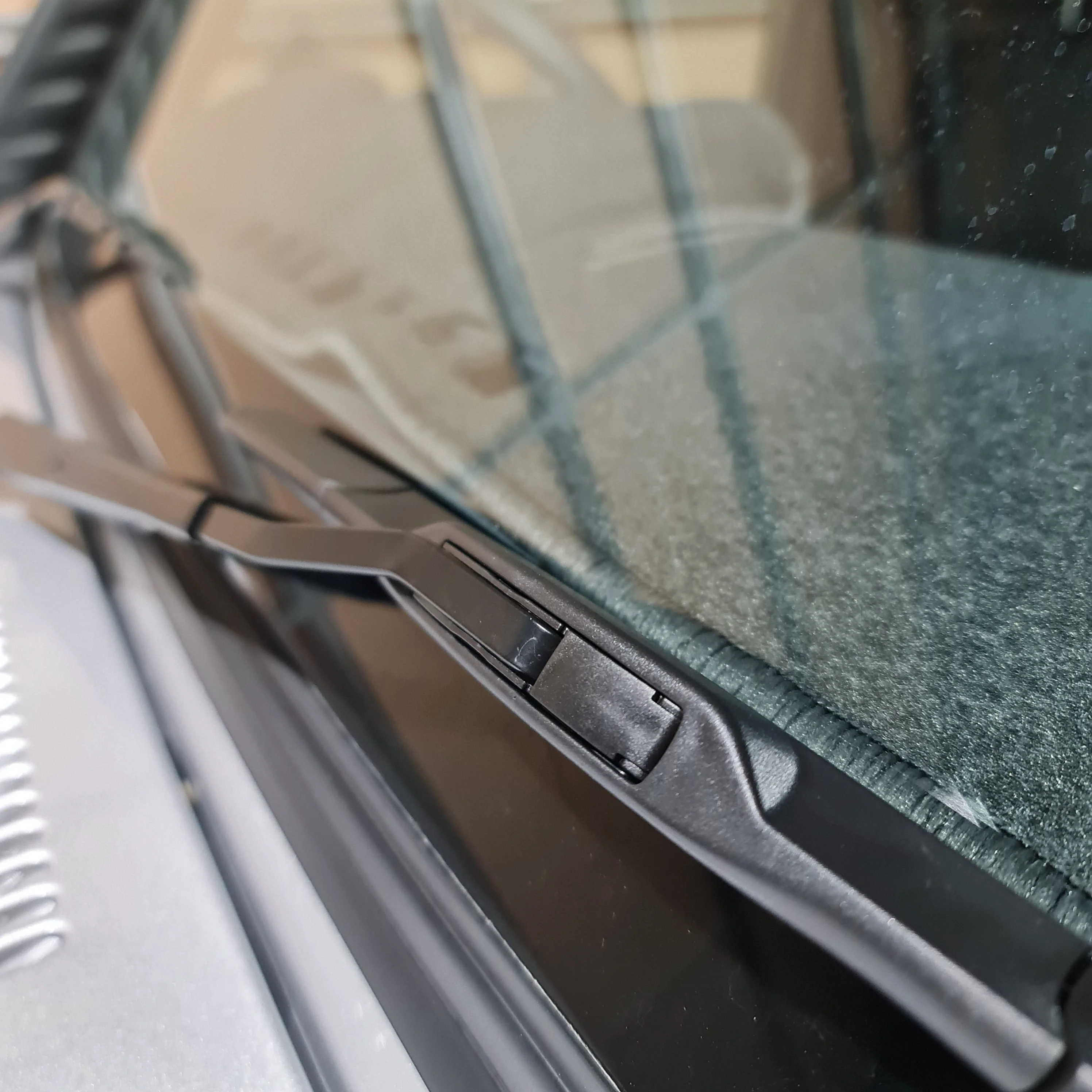 Wiper Blades - Suitable for use with 75 series Toyota Land Cruiser (Set) - Image 6
